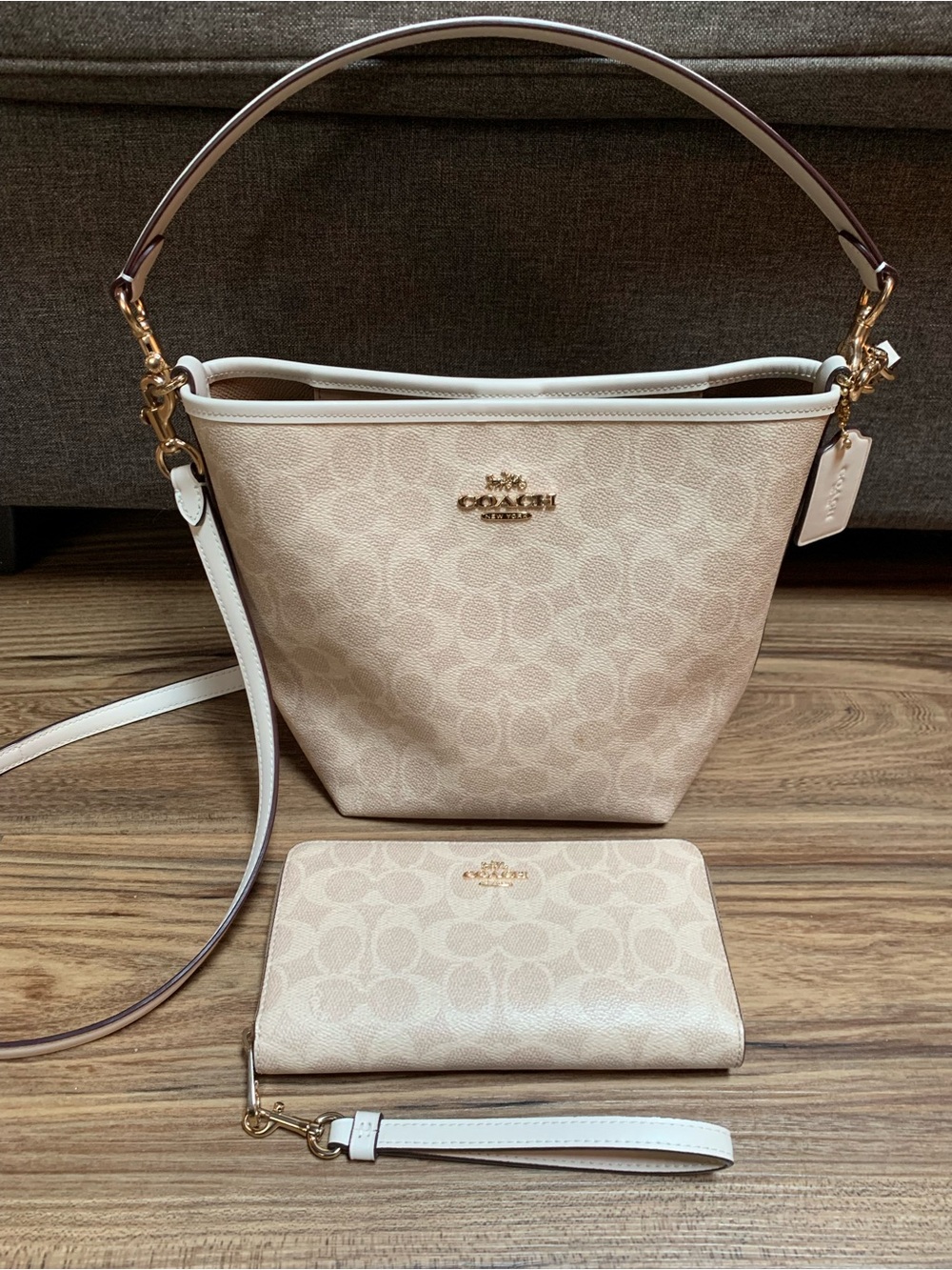 Coach Signature City Bucket Crossbody Bag and Wallet